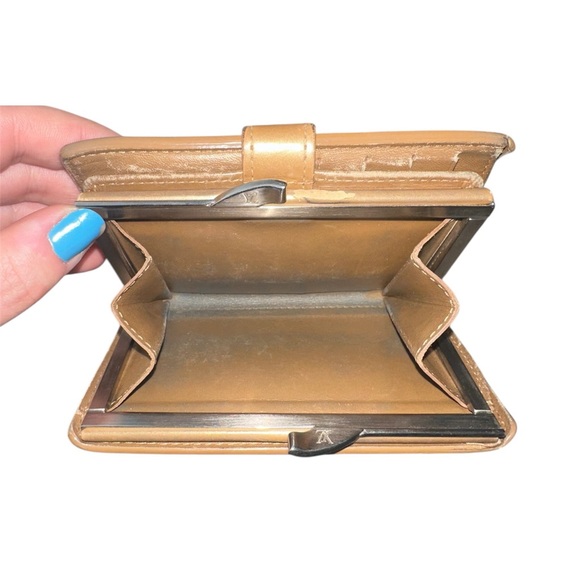 Louis Vuitton Monogram Vernis Leather Kisslock French Purse Wallet - Picture 9 of 16